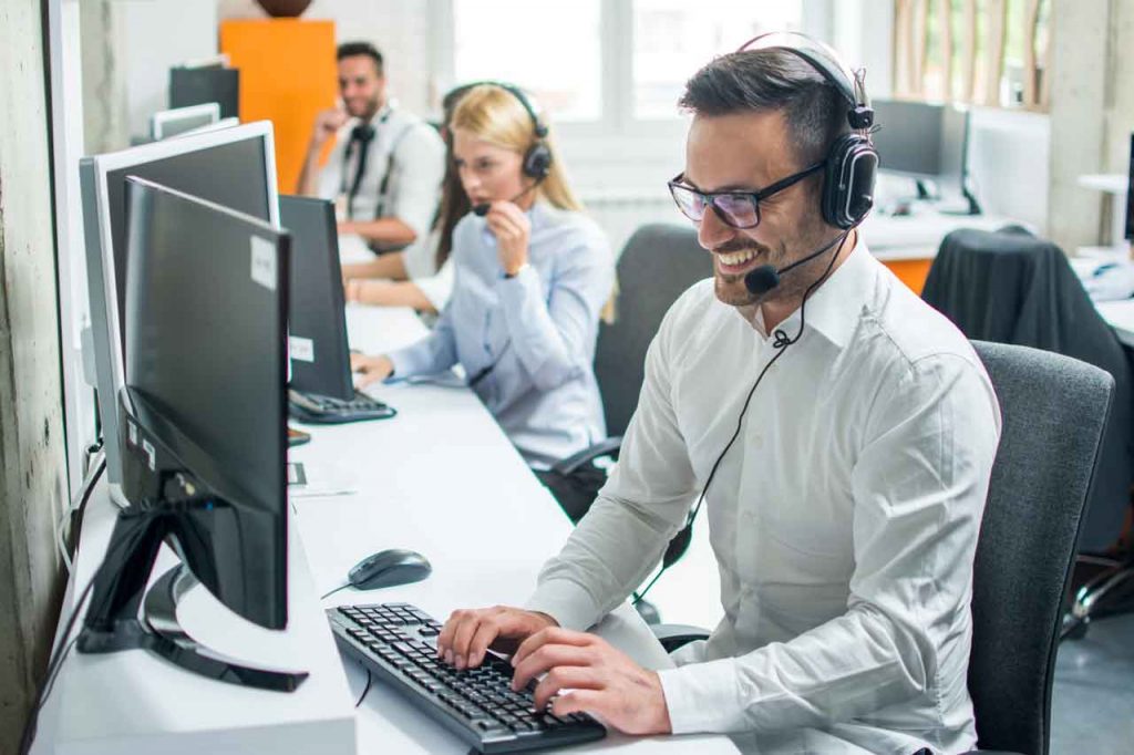 Support staff helping customers remotely